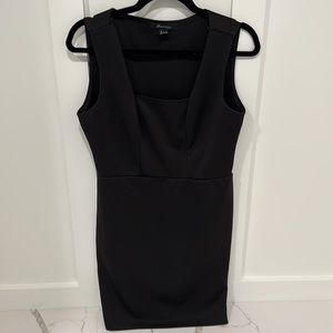 Forever 21 sleeveless black dress